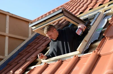 Pose de fenêtres de toit Velux aux Esseintes